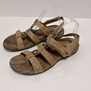 Womens ORTHAHEEL Strappy Sandals Size 8